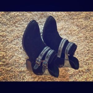Steve Madden Raskal booties
